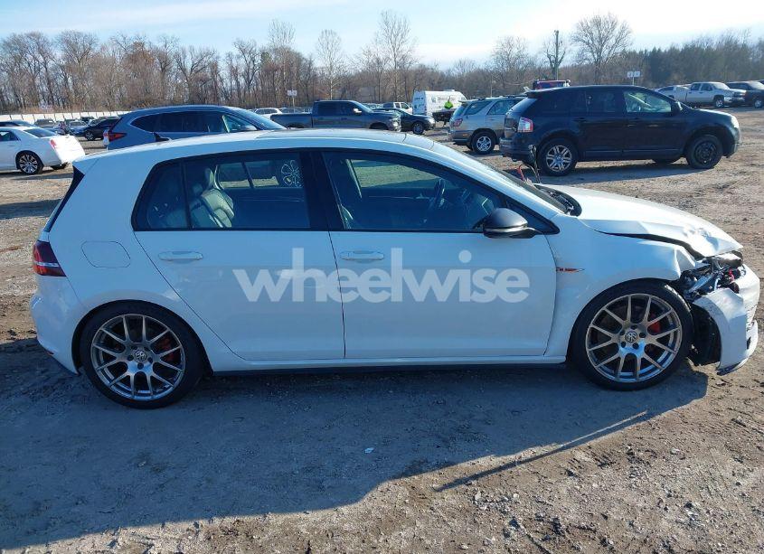 Photo 13 of 2015 Volkswagen Golf GTI 2.0T AUTOBAHN 4-DOOR (VIN 3VW4T7AU5FM034750)