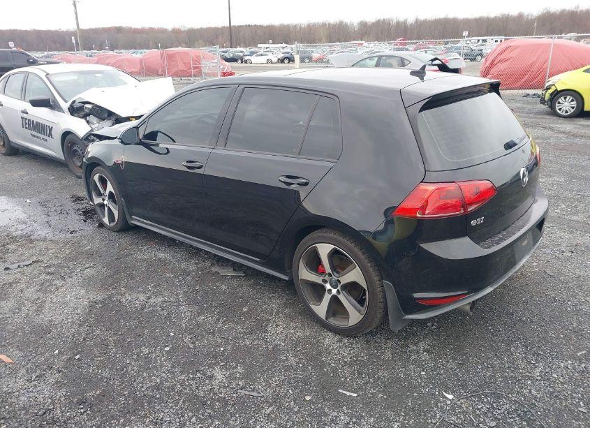 Photo 3 of 2015 Volkswagen Golf GTI 2.0T AUTOBAHN 4-DOOR (VIN 3VW4T7AU5FM045697)