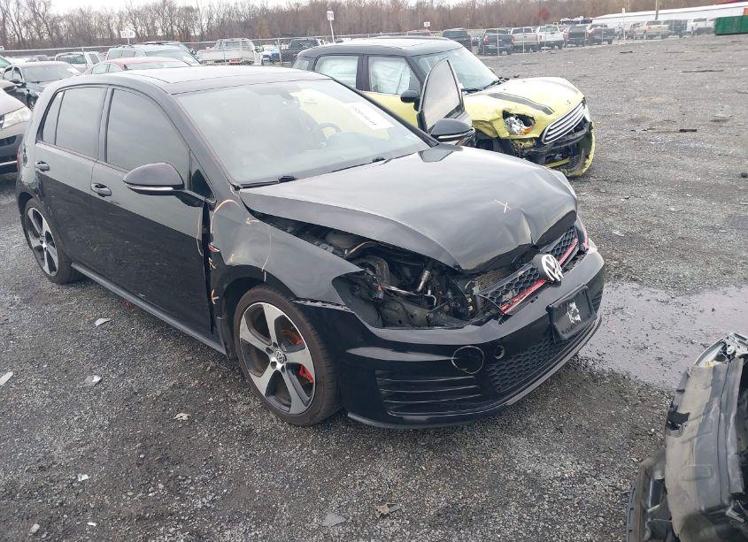 Photo 6 of 2015 Volkswagen Golf GTI 2.0T AUTOBAHN 4-DOOR (VIN 3VW4T7AU5FM045697)