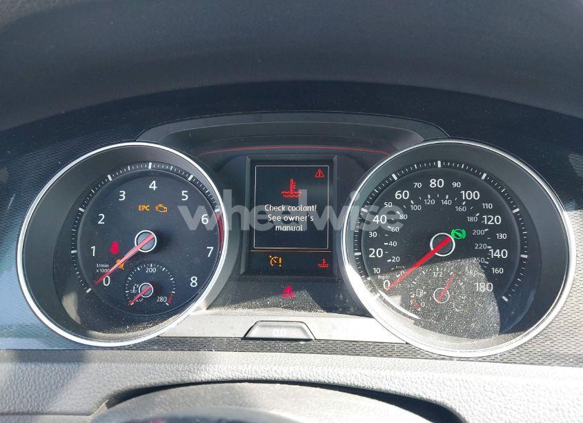 Photo 7 of 2015 Volkswagen Golf GTI 2.0T S 4-DOOR (VIN 3VW4T7AU5FM084001)