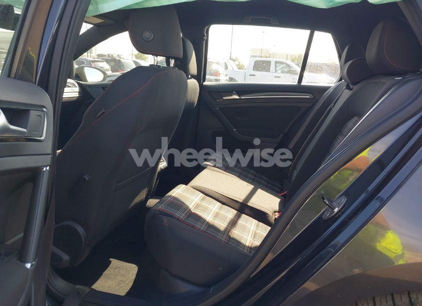 Photo 8 of 2015 Volkswagen Golf GTI 2.0T S 4-DOOR (VIN 3VW4T7AU5FM084001)