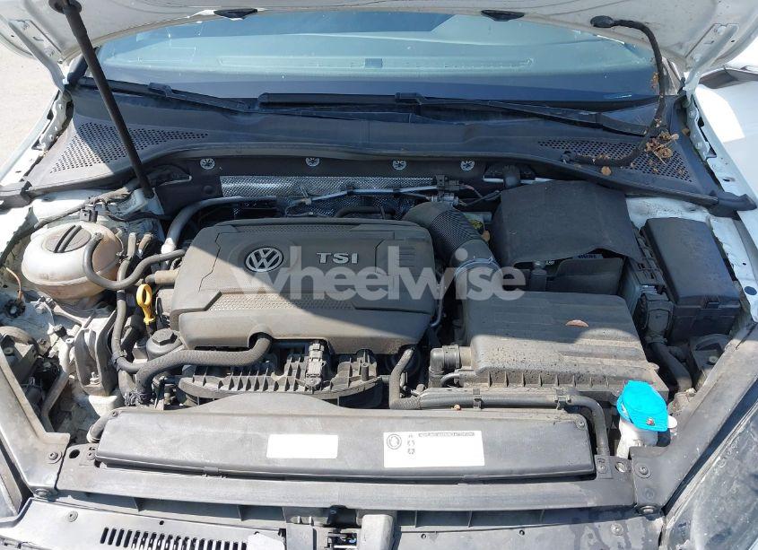 Photo 10 of 2017 Volkswagen Golf GTI AUTOBAHN 4-DOOR/S 4-DOOR/SE 4-DOOR/SPORT 4-DOOR (VIN 3VW4T7AU5HM065273)