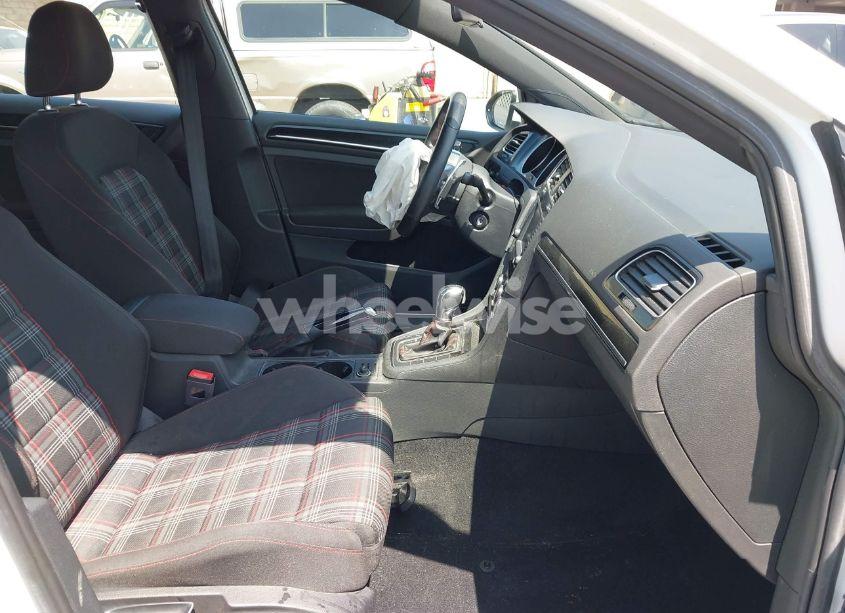 Photo 5 of 2017 Volkswagen Golf GTI AUTOBAHN 4-DOOR/S 4-DOOR/SE 4-DOOR/SPORT 4-DOOR (VIN 3VW4T7AU5HM065273)