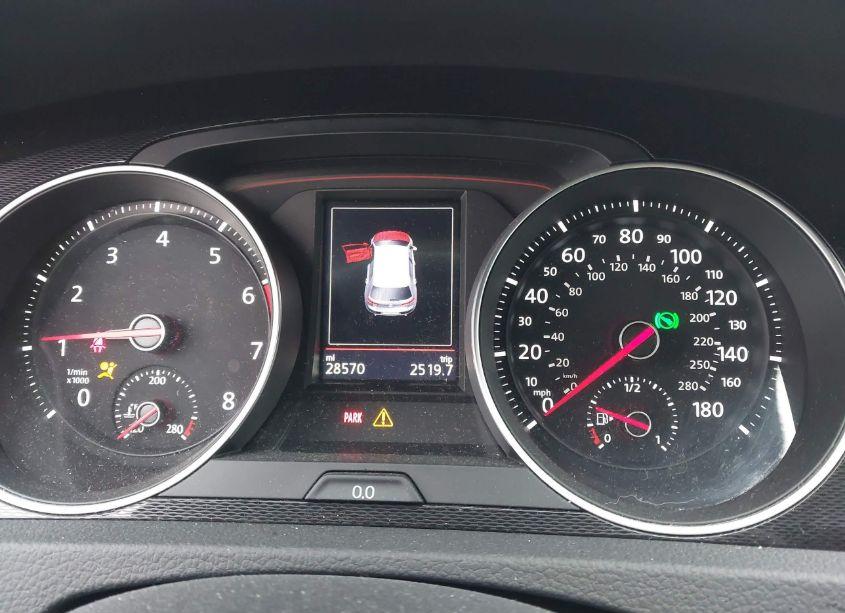 Photo 7 of 2017 Volkswagen Golf GTI AUTOBAHN 4-DOOR/S 4-DOOR/SE 4-DOOR/SPORT 4-DOOR (VIN 3VW4T7AU5HM073406)