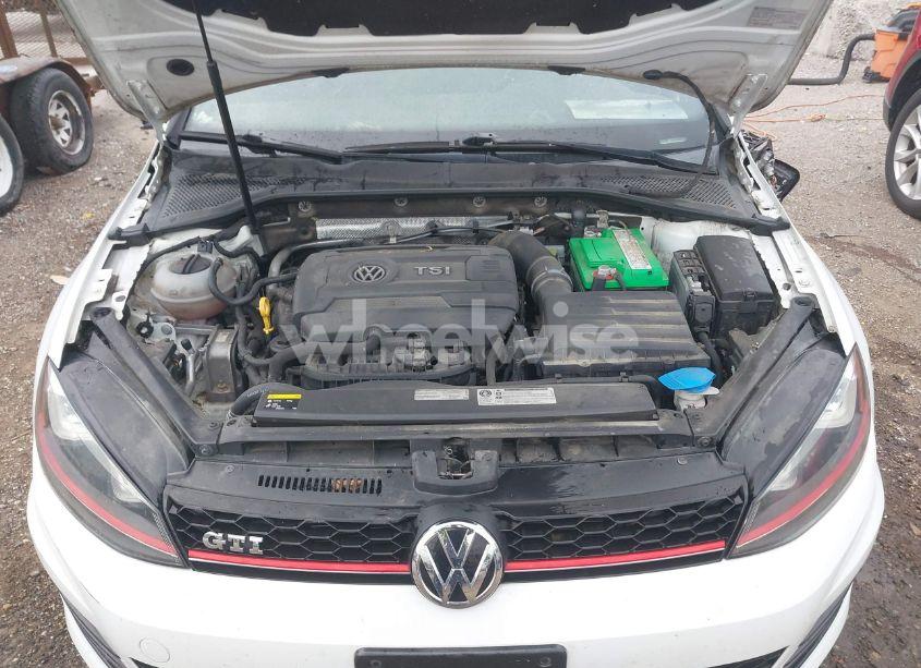 Photo 10 of 2015 Volkswagen Golf GTI 2.0T AUTOBAHN 4-DOOR (VIN 3VW4T7AU6FM016676)