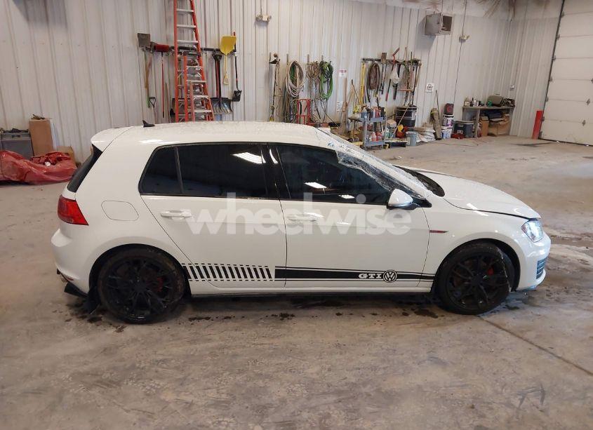 Photo 13 of 2017 Volkswagen Golf GTI AUTOBAHN 4-DOOR/S 4-DOOR/SE 4-DOOR/SPORT 4-DOOR (VIN 3VW4T7AU6HM012887)