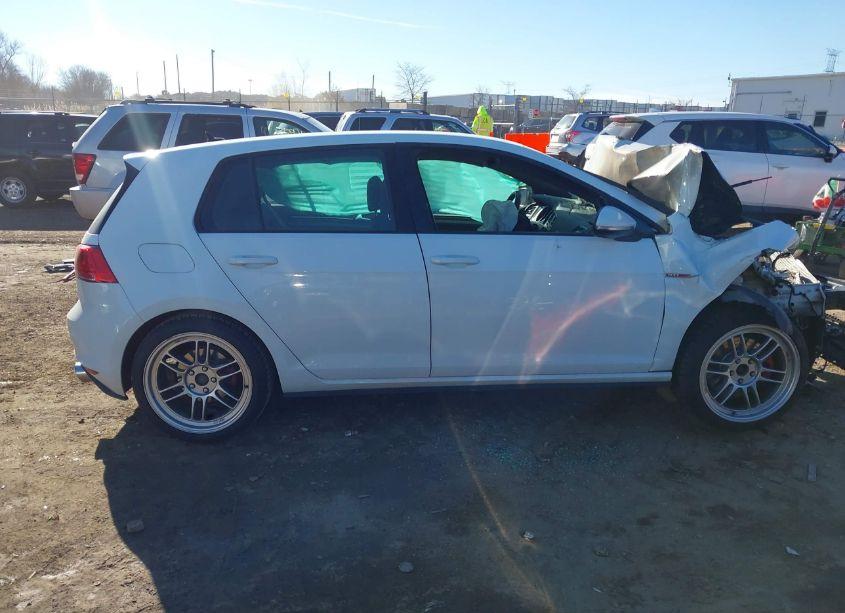 Photo 14 of 2017 Volkswagen Golf GTI AUTOBAHN 4-DOOR/S 4-DOOR/SE 4-DOOR/SPORT 4-DOOR (VIN 3VW4T7AU6HM019659)