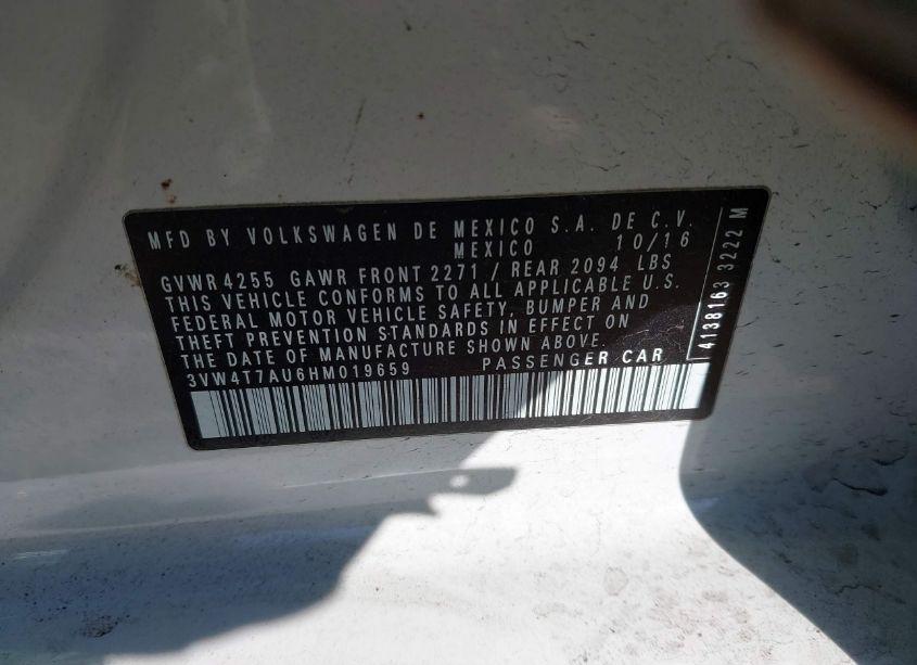 Photo 9 of 2017 Volkswagen Golf GTI AUTOBAHN 4-DOOR/S 4-DOOR/SE 4-DOOR/SPORT 4-DOOR (VIN 3VW4T7AU6HM019659)