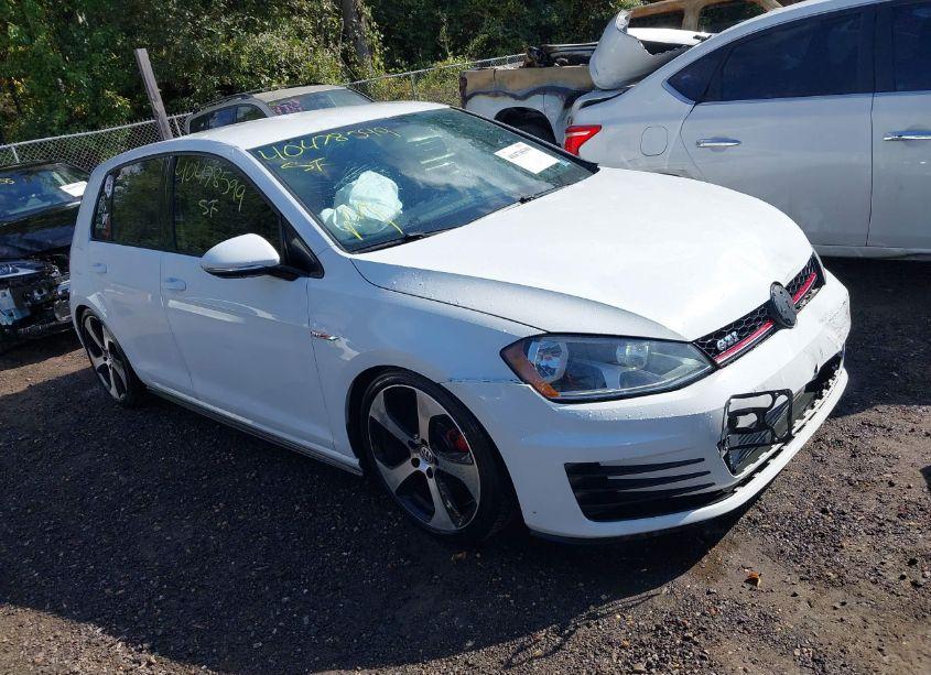 2015 Volkswagen Golf GTI 2.0T S 4-DOOR (VIN 3VW4T7AU7FM020543) main photo