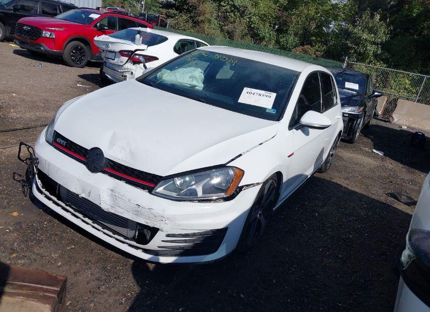 Photo 2 of 2015 Volkswagen Golf GTI 2.0T S 4-DOOR (VIN 3VW4T7AU7FM020543)