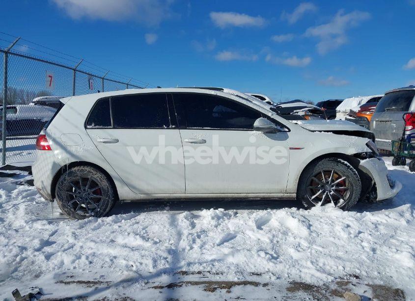 Photo 14 of 2017 Volkswagen Golf GTI AUTOBAHN 4-DOOR/S 4-DOOR/SE 4-DOOR/SPORT 4-DOOR (VIN 3VW4T7AU7HM064934)