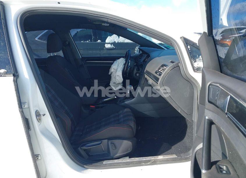 Photo 5 of 2017 Volkswagen Golf GTI AUTOBAHN 4-DOOR/S 4-DOOR/SE 4-DOOR/SPORT 4-DOOR (VIN 3VW4T7AU7HM064934)