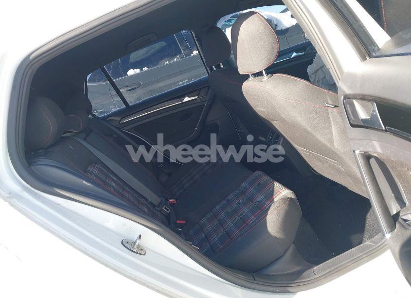 Photo 8 of 2017 Volkswagen Golf GTI AUTOBAHN 4-DOOR/S 4-DOOR/SE 4-DOOR/SPORT 4-DOOR (VIN 3VW4T7AU7HM064934)