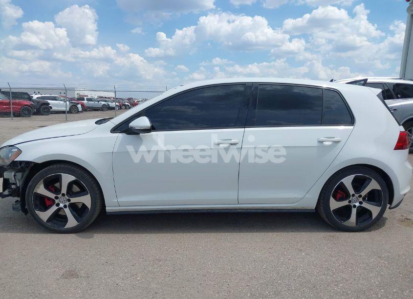 Photo 14 of 2015 Volkswagen Golf GTI 2.0T S 4-DOOR (VIN 3VW4T7AU8FM078421)