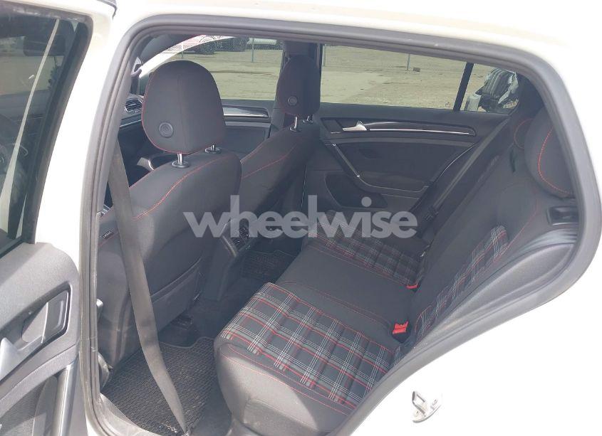Photo 8 of 2015 Volkswagen Golf GTI 2.0T S 4-DOOR (VIN 3VW4T7AU8FM078421)