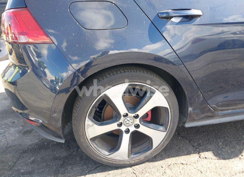 Photo 6 of 2017 Volkswagen Golf GTI AUTOBAHN 4-DOOR/S 4-DOOR/SE 4-DOOR/SPORT 4-DOOR (VIN 3VW4T7AU8HM038813)