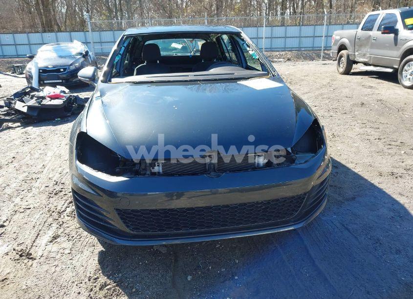 Photo 13 of 2015 Volkswagen Golf GTI 2.0T S 4-DOOR (VIN 3VW4T7AU9FM068688)