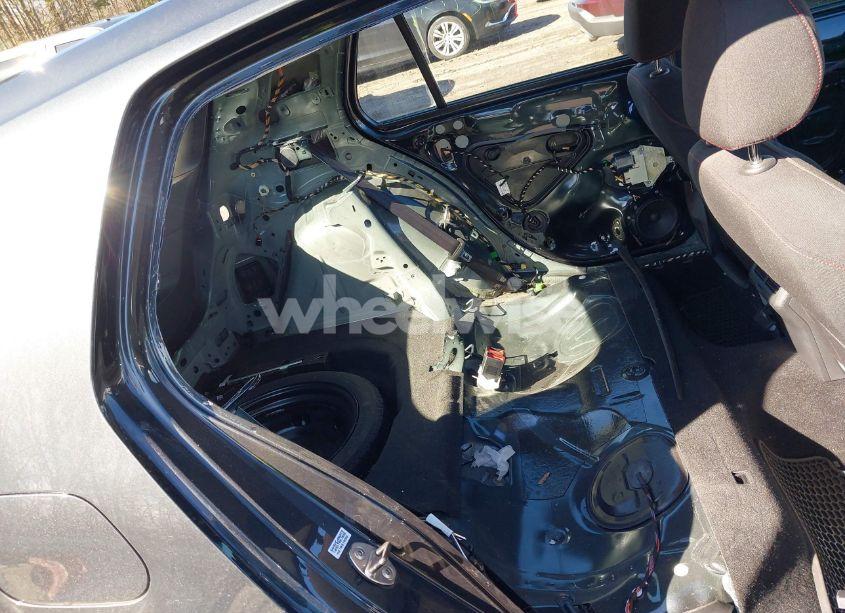 Photo 8 of 2015 Volkswagen Golf GTI 2.0T S 4-DOOR (VIN 3VW4T7AU9FM068688)