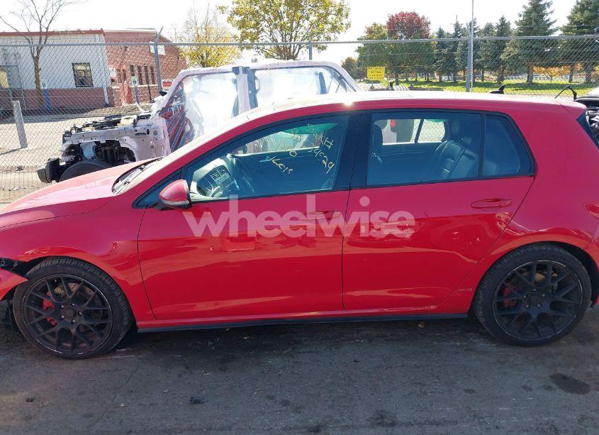 Photo 14 of 2016 Volkswagen Golf GTI SE 4-DOOR (VIN 3VW4T7AU9GM021176)