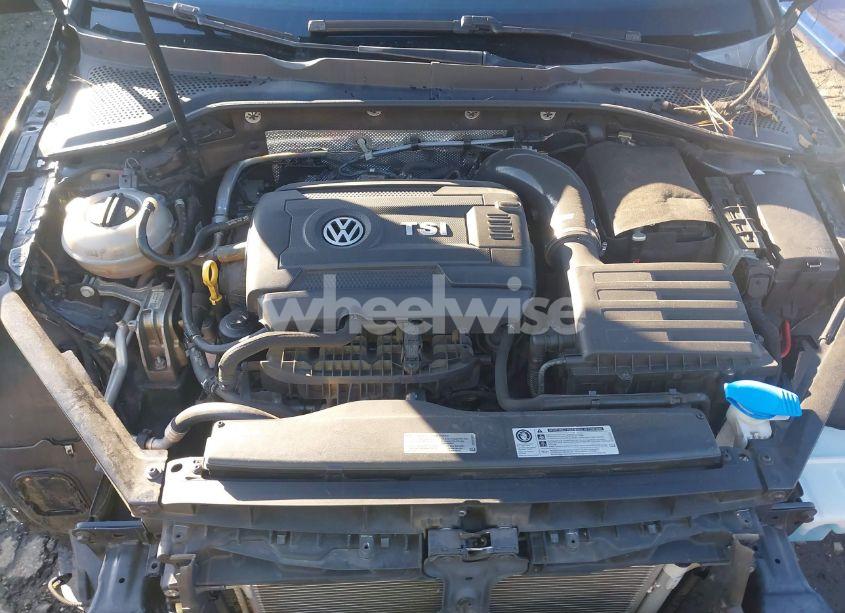 Photo 10 of 2017 Volkswagen Golf GTI AUTOBAHN 4-DOOR/S 4-DOOR/SE 4-DOOR/SPORT 4-DOOR (VIN 3VW4T7AU9HM034897)