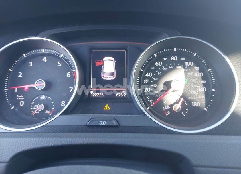 Photo 7 of 2017 Volkswagen Golf GTI AUTOBAHN 4-DOOR/S 4-DOOR/SE 4-DOOR/SPORT 4-DOOR (VIN 3VW4T7AU9HM034897)