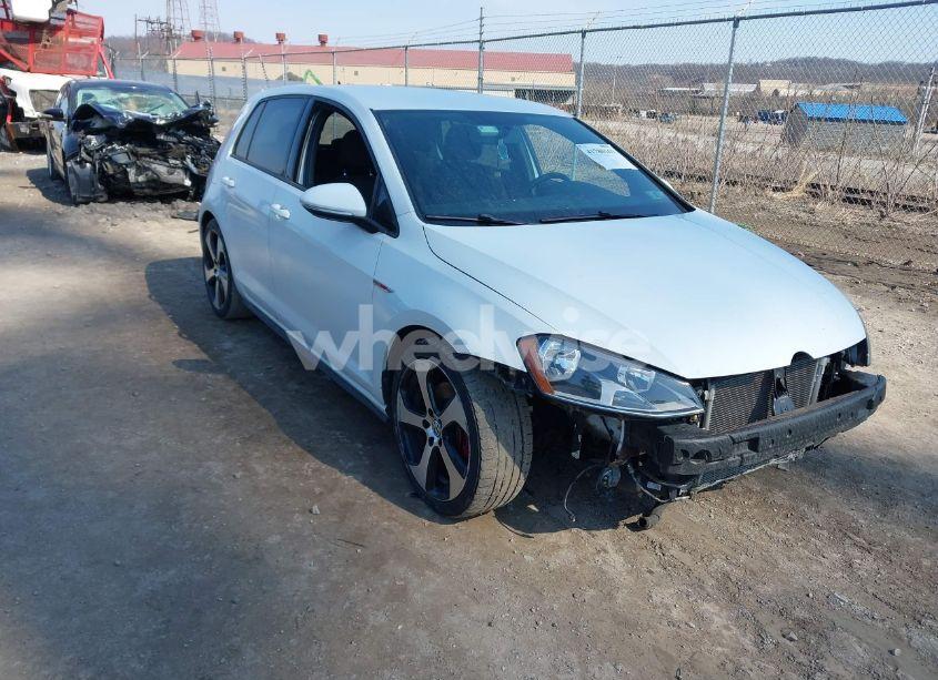 2015 Volkswagen Golf GTI 2.0T S 4-DOOR (VIN 3VW4T7AUXFM048840) main photo