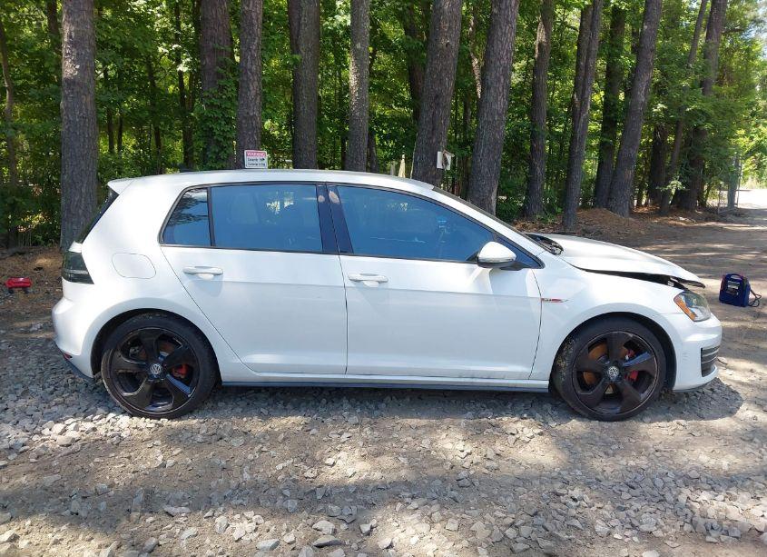 Photo 13 of 2016 Volkswagen Golf GTI S 4-DOOR (VIN 3VW4T7AUXGM020067)