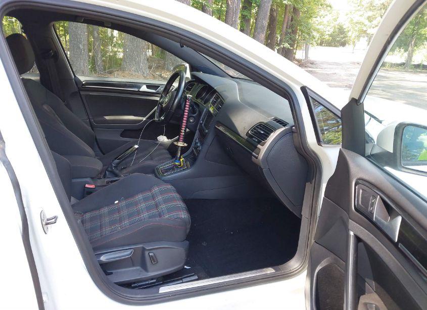 Photo 5 of 2016 Volkswagen Golf GTI S 4-DOOR (VIN 3VW4T7AUXGM020067)