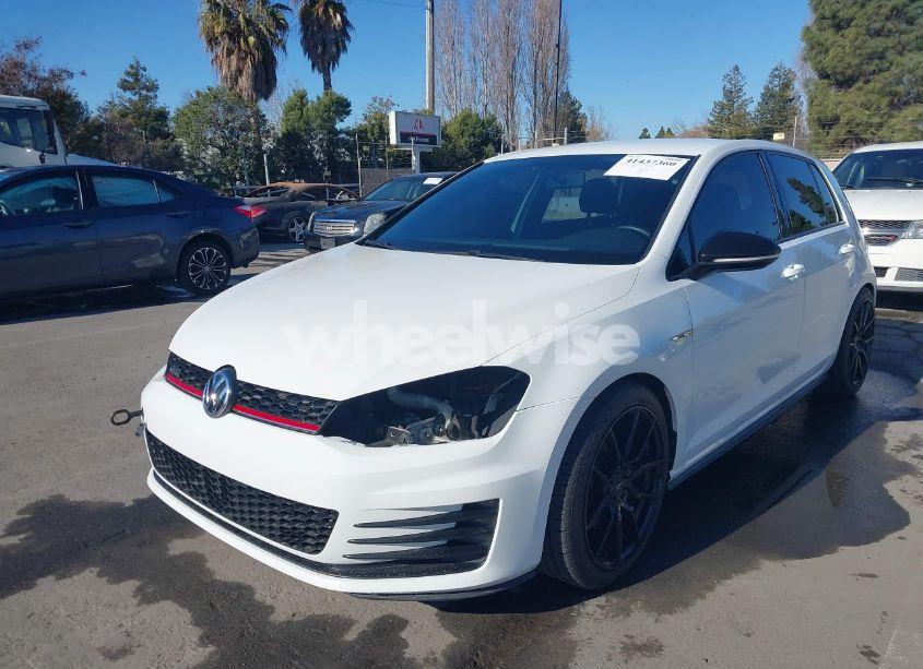 Photo 2 of 2016 Volkswagen Golf GTI S 4-DOOR (VIN 3VW4T7AUXGM038990)