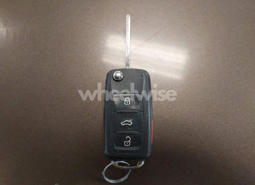 Photo 11 of 2014 Volkswagen Beetle 1.8T (VIN 3VW517AT2EM817105)