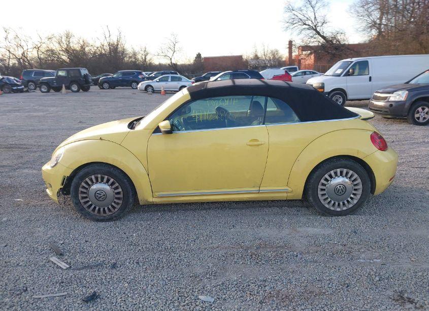 Photo 14 of 2014 Volkswagen Beetle 1.8T (VIN 3VW517AT5EM823318)
