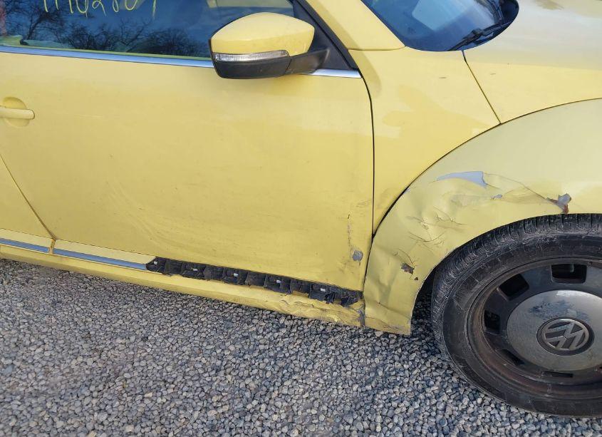 Photo 18 of 2014 Volkswagen Beetle 1.8T (VIN 3VW517AT5EM823318)