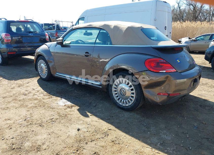 Photo 3 of 2014 Volkswagen Beetle 1.8T (VIN 3VW517AT8EM816914)