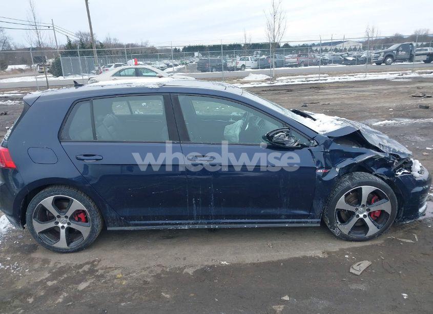 Photo 13 of 2016 Volkswagen Golf GTI SE W/PERFORMANCE PACKAGE 4-DOOR (VIN 3VW547AU0GM038319)