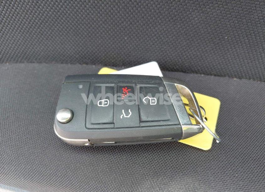 Photo 11 of 2017 Volkswagen Golf GTI AUTOBAHN 4-DOOR/S 4-DOOR/SE 4-DOOR/SPORT 4-DOOR (VIN 3VW547AU0HM036524)