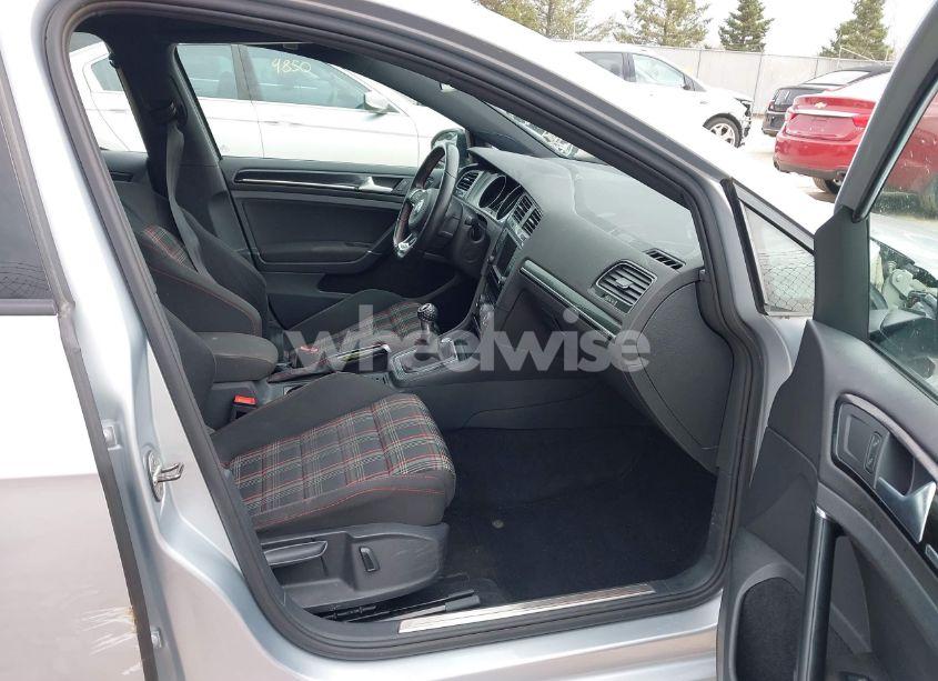 Photo 5 of 2017 Volkswagen Golf GTI AUTOBAHN 4-DOOR/S 4-DOOR/SE 4-DOOR/SPORT 4-DOOR (VIN 3VW547AU0HM036524)