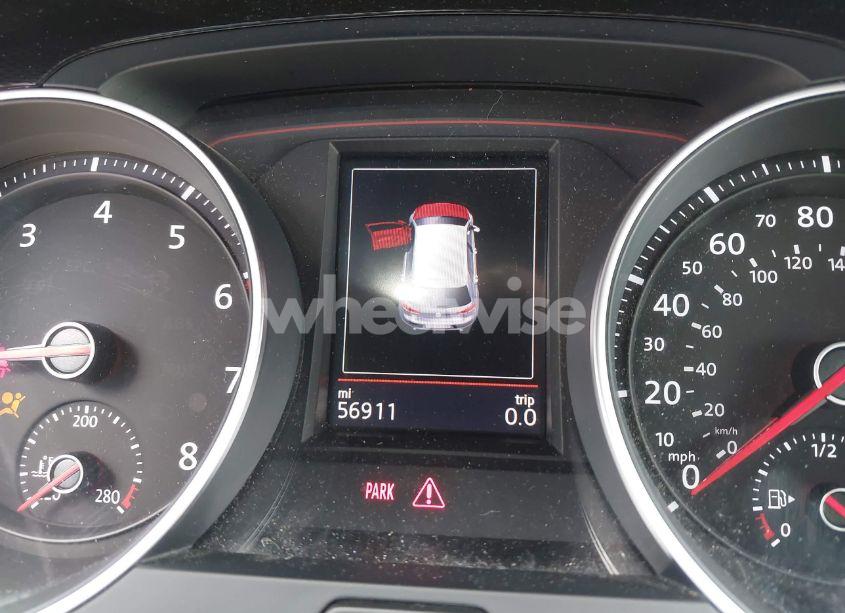 Photo 7 of 2017 Volkswagen Golf GTI AUTOBAHN 4-DOOR/S 4-DOOR/SE 4-DOOR/SPORT 4-DOOR (VIN 3VW547AU0HM058412)