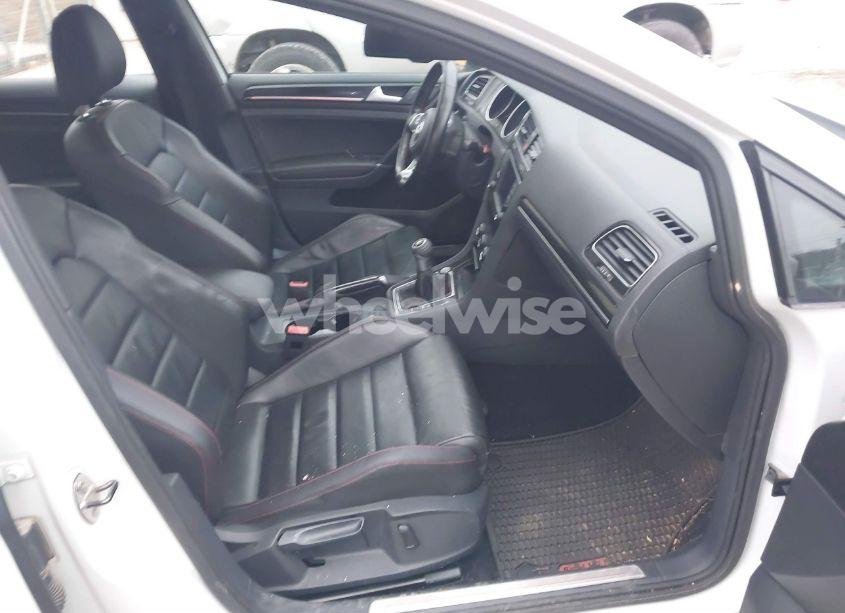 Photo 5 of 2016 Volkswagen Golf GTI AUTOBAHN W/PERFORMANCE PACKAGE 4-DOOR (VIN 3VW547AU1GM023568)