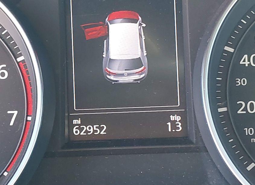 Photo 15 of 2016 Volkswagen Golf GTI SE W/PERFORMANCE PACKAGE 4-DOOR (VIN 3VW547AU4GM052725)