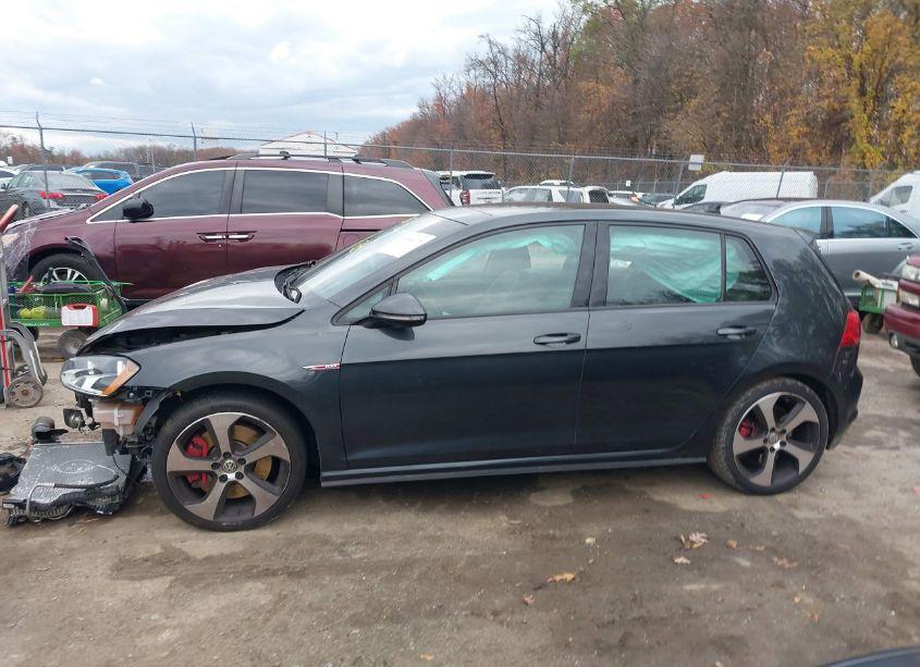 Photo 13 of 2016 Volkswagen Golf GTI SE W/PERFORMANCE PACKAGE 4-DOOR (VIN 3VW547AU4GM053504)