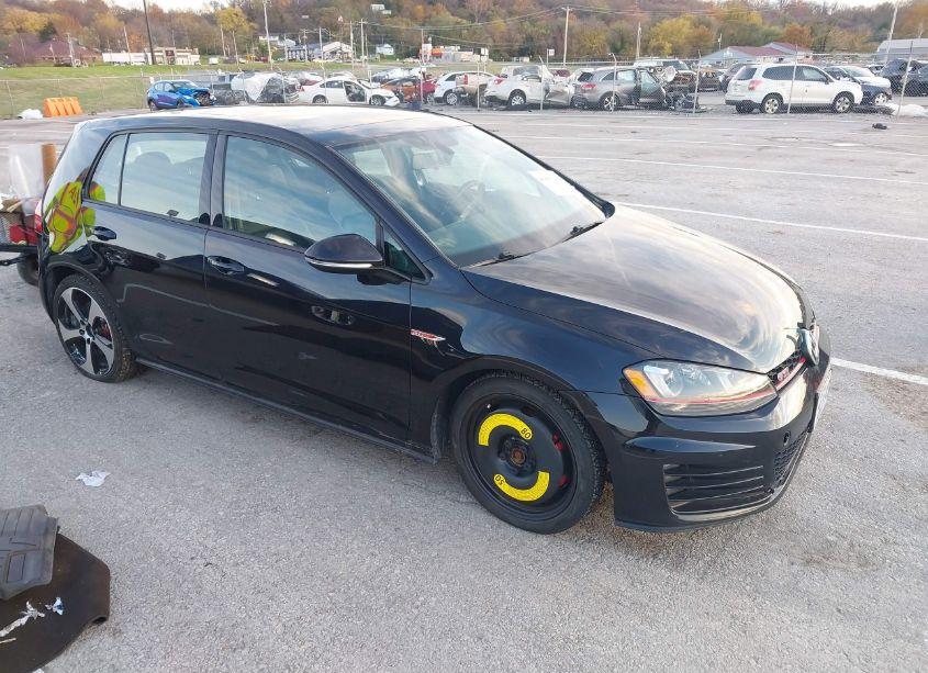 2017 Volkswagen Golf GTI AUTOBAHN 4-DOOR/S 4-DOOR/SE 4-DOOR/SPORT 4-DOOR (VIN 3VW547AU6HM026595) main photo