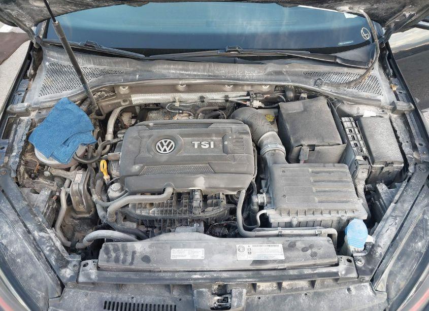 Photo 10 of 2017 Volkswagen Golf GTI AUTOBAHN 4-DOOR/S 4-DOOR/SE 4-DOOR/SPORT 4-DOOR (VIN 3VW547AU6HM026595)