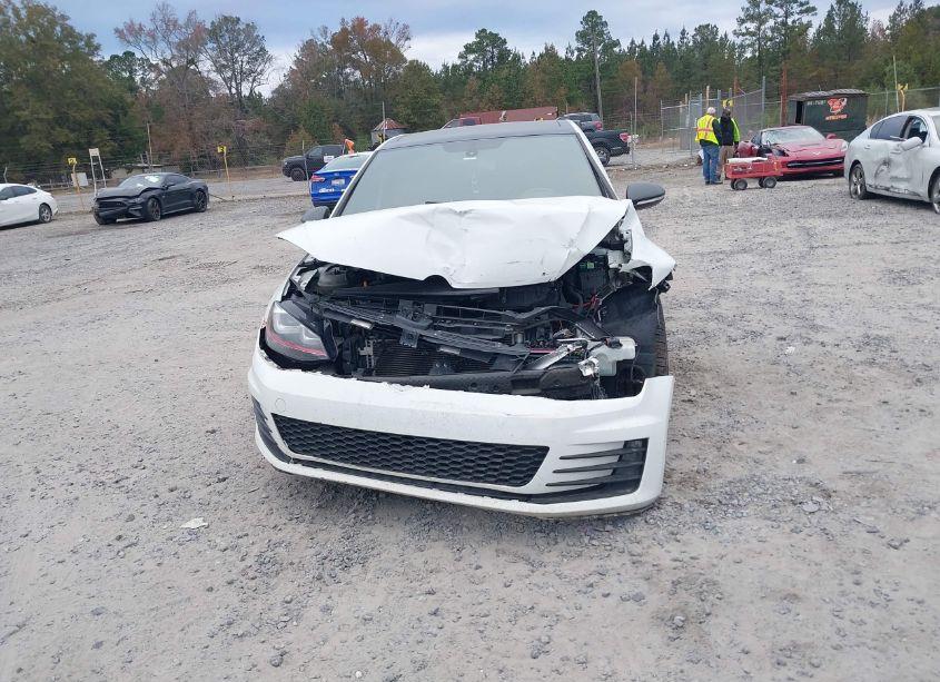 Photo 6 of 2016 Volkswagen Golf GTI (VIN 3VW547AU7GM067865)