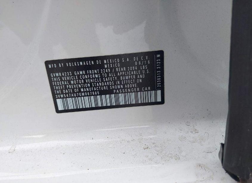 Photo 9 of 2016 Volkswagen Golf GTI (VIN 3VW547AU7GM067865)