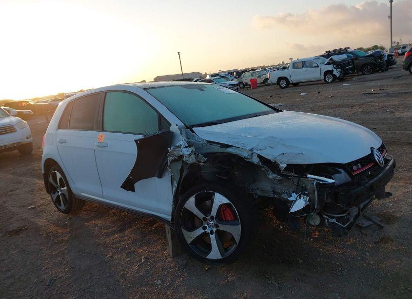 Photo 13 of 2016 Volkswagen Golf GTI AUTOBAHN W/PERFORMANCE PACKAGE 4-DOOR (VIN 3VW547AUXGM050560)