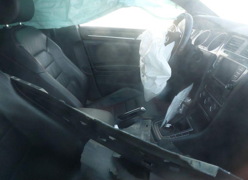 Photo 5 of 2016 Volkswagen Golf GTI AUTOBAHN W/PERFORMANCE PACKAGE 4-DOOR (VIN 3VW547AUXGM050560)