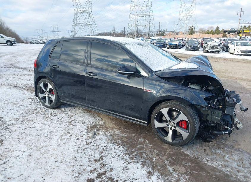 2017 Volkswagen Golf GTI AUTOBAHN 4-DOOR (VIN 3VW547AUXHM000453) main photo