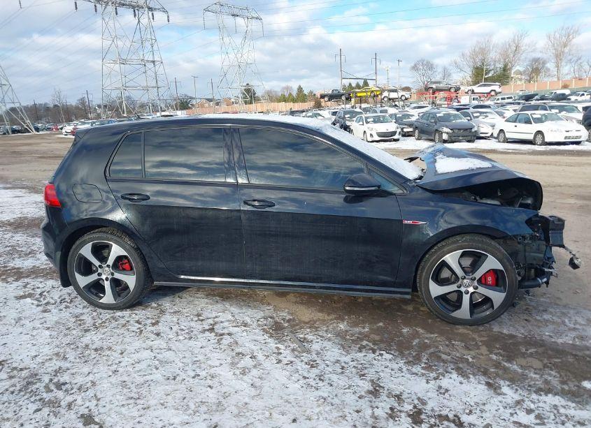 Photo 14 of 2017 Volkswagen Golf GTI AUTOBAHN 4-DOOR (VIN 3VW547AUXHM000453)