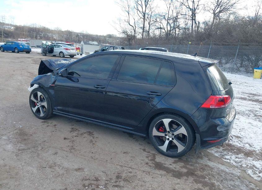 Photo 3 of 2017 Volkswagen Golf GTI AUTOBAHN 4-DOOR (VIN 3VW547AUXHM000453)