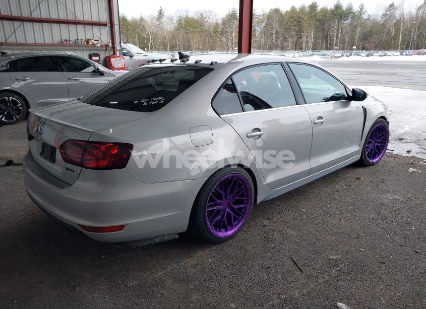 Photo 4 of 2012 Volkswagen Jetta GLI (VIN 3VW567AJ1CM460223)
